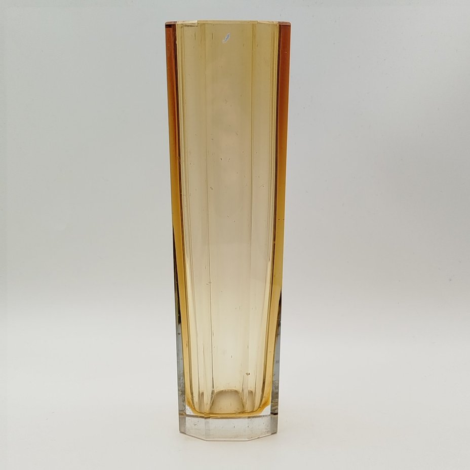 Ваза для цветов "Золотистая", автор Л.О. Юрген, хрусталь, широкая грань, Ленинградский завод художественного стекла (ЛЗХС), СССР, 1960-1980 гг.