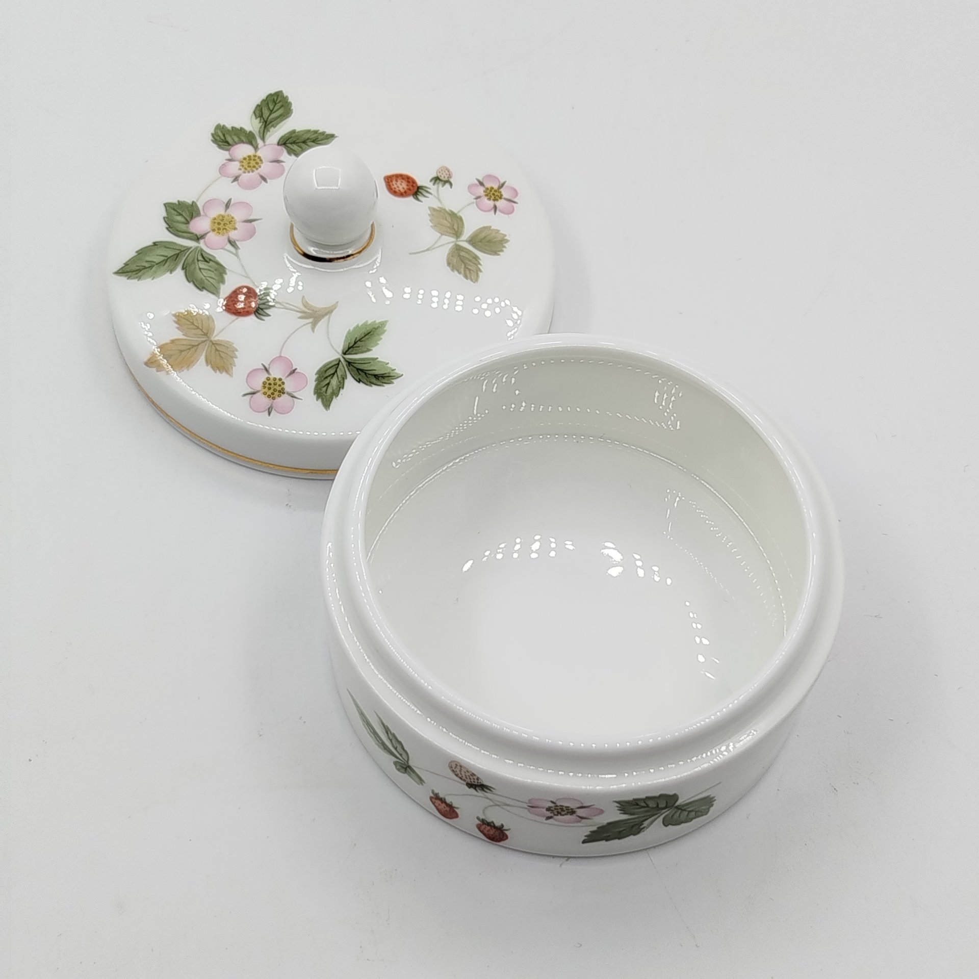 Шкатулка "Земляника", Wedgwood