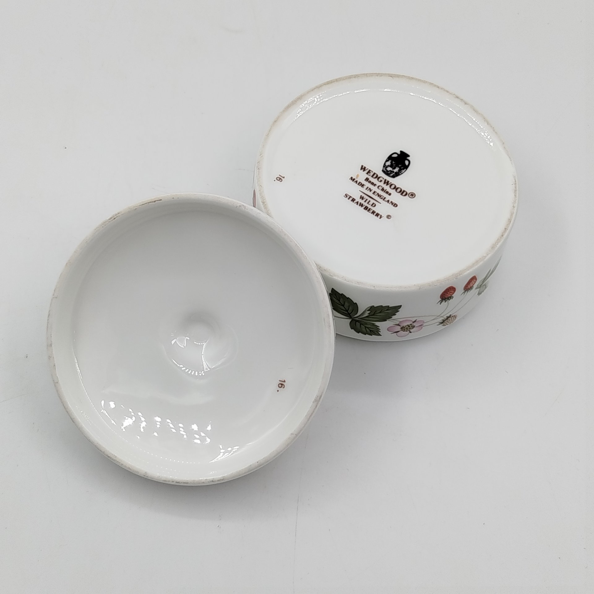 Шкатулка "Земляника", Wedgwood