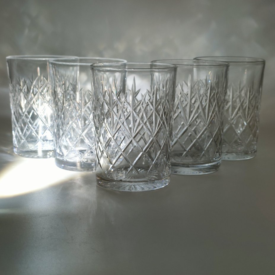 Набор из 5-ти стаканов с геометрическим декором