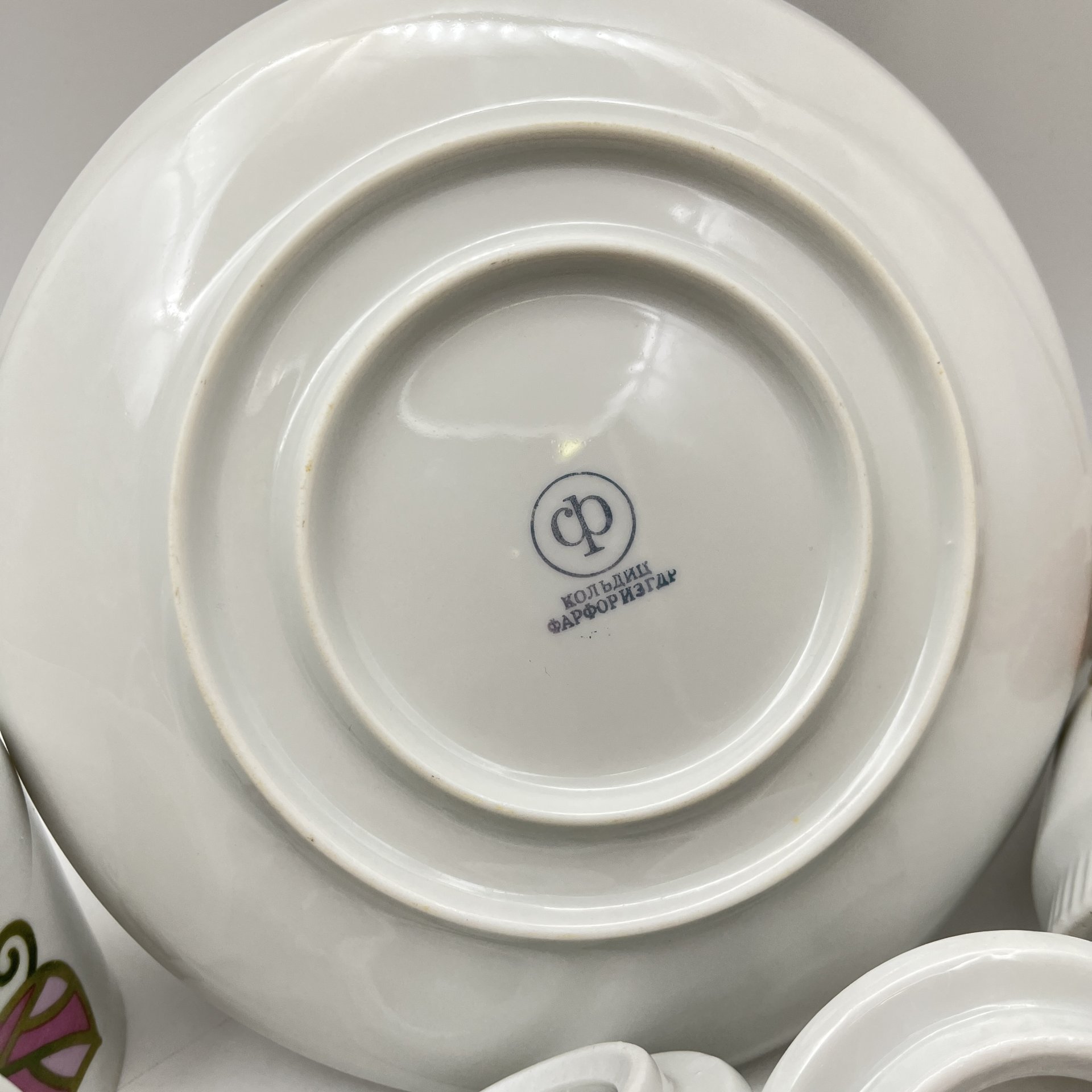 Набор для сервировки стола (7 предметов), украшенный цветочным декором