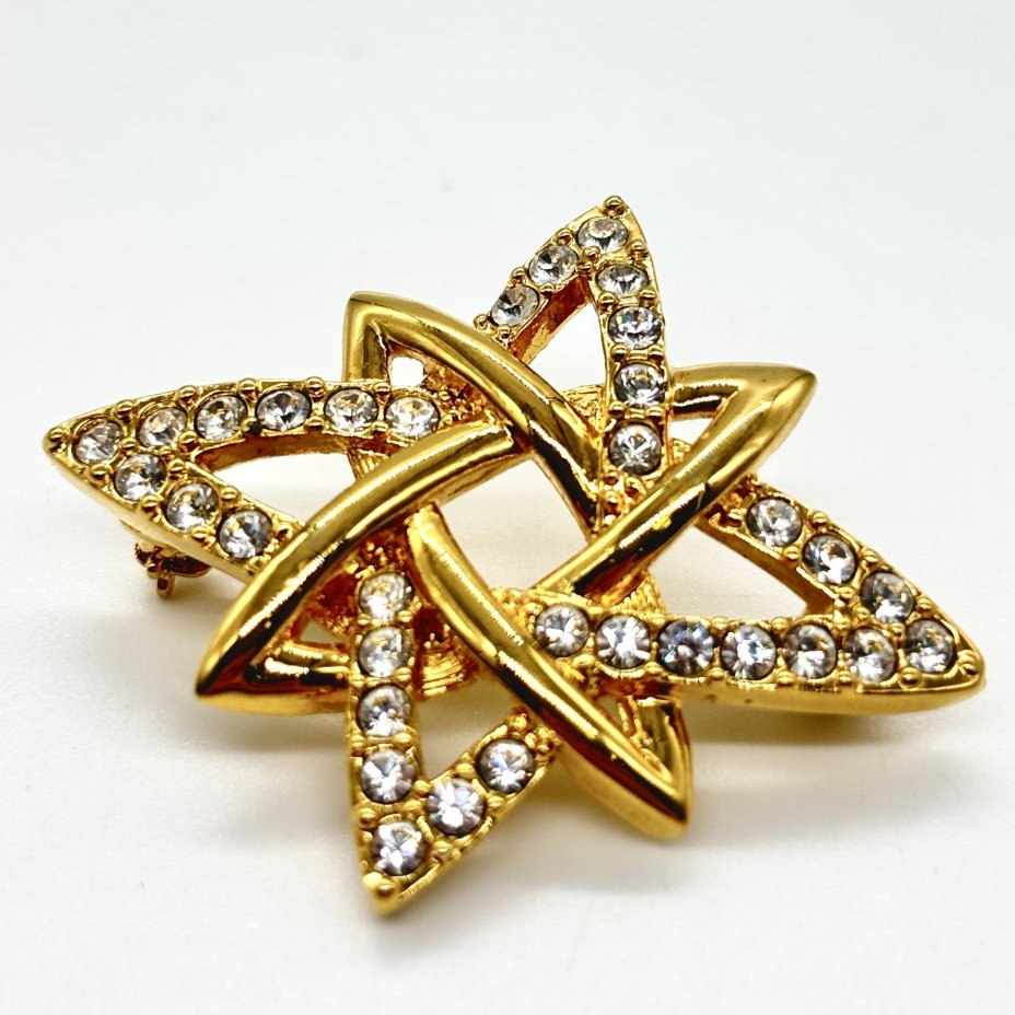Брошь в виде звезды, компания Monet