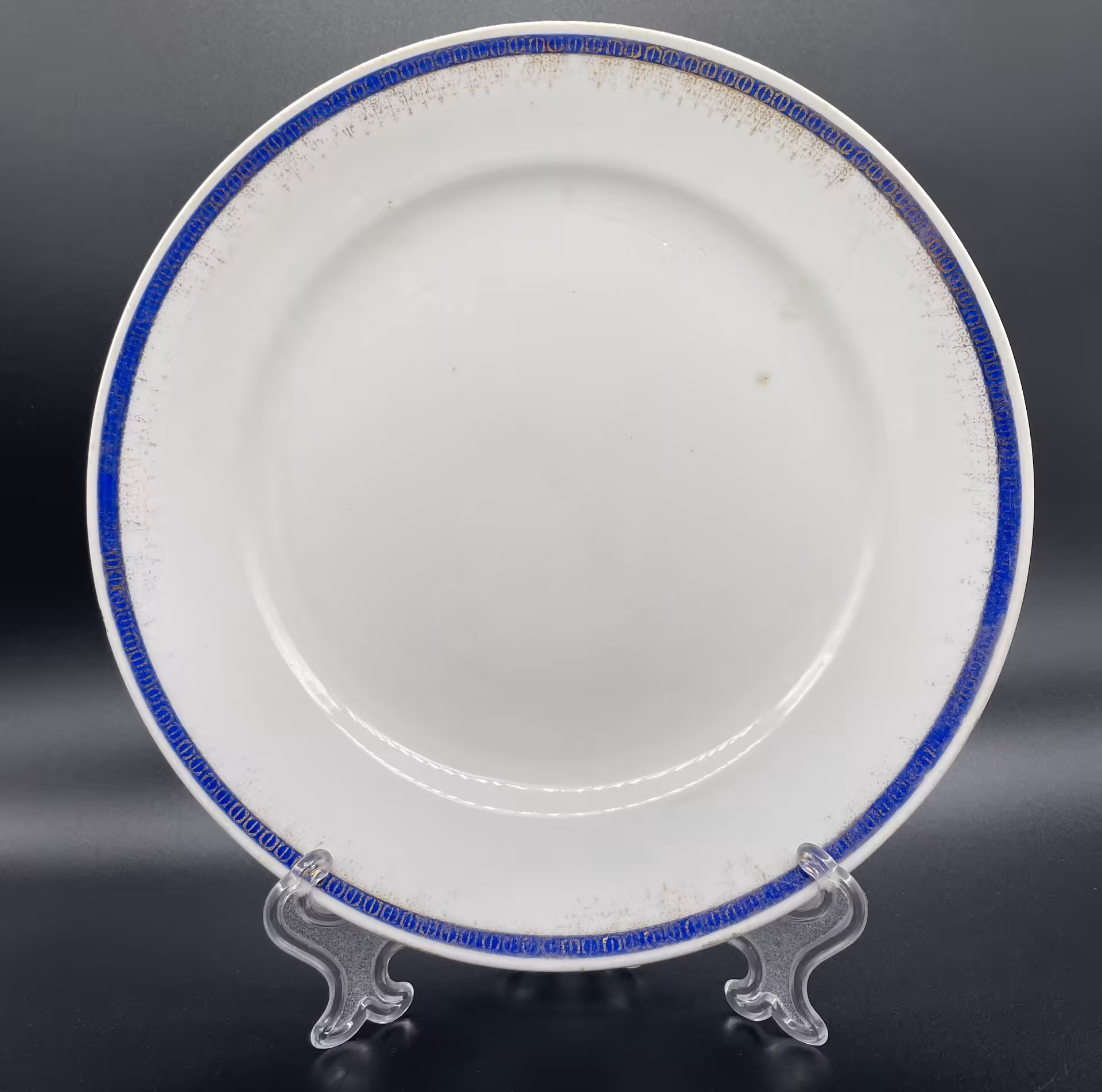 Тарелка обеденная, Товарищество М.С. Кузнецова в Вербилках (г. Дмитров)