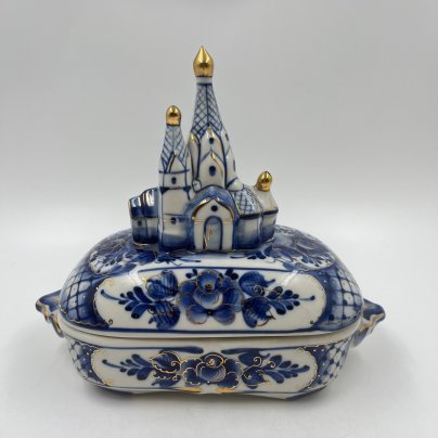 Масленка (шкатулка) с шатровым храмом и цветочным декором, Гжель, авт. Исаев