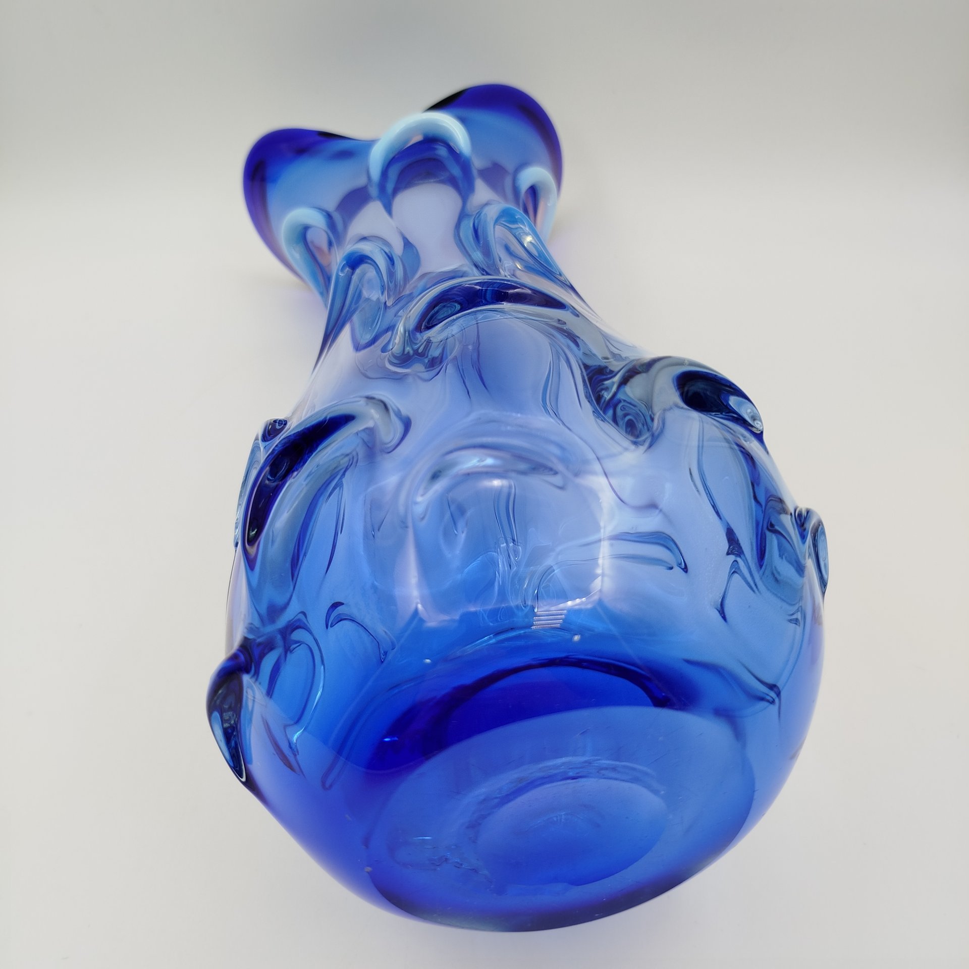 Ваза синего оттенка (большая)