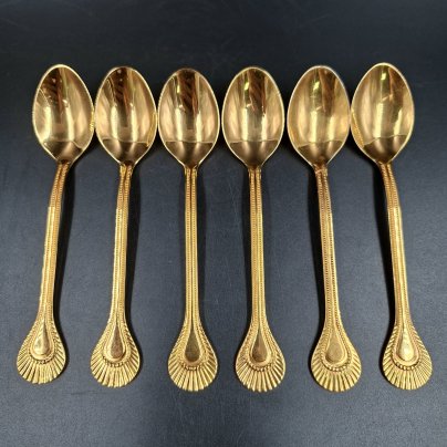 Набор из шести чайных ложек с фигурными черенками, металл, золочение, Таллинский ювелирный завод, СССР, 1970-1990 гг.