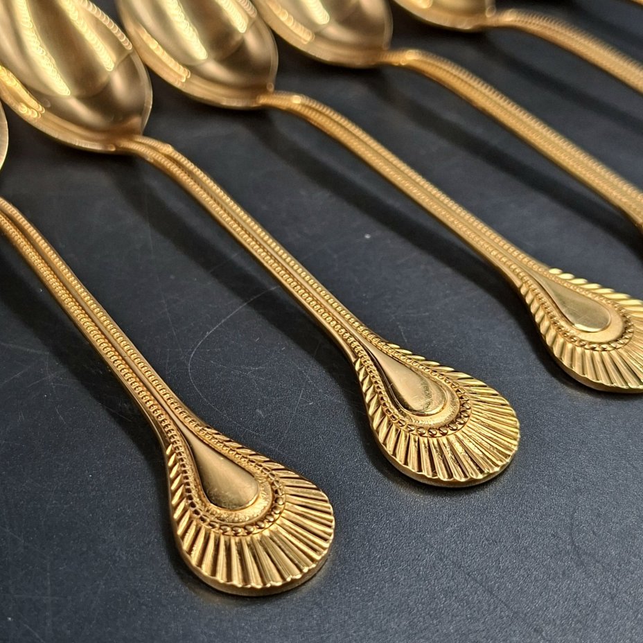 Набор из шести чайных ложек с фигурными черенками, металл, золочение, Таллинский ювелирный завод, СССР, 1970-1990 гг.