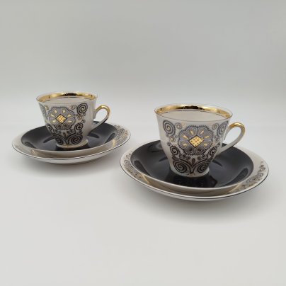 Набор из 2-х кофейных трио с цветочным декором, фарфор, деколь, зололчение, Рижский фарфорово-фаянсовый завод, СССР, 1970-1980 гг.