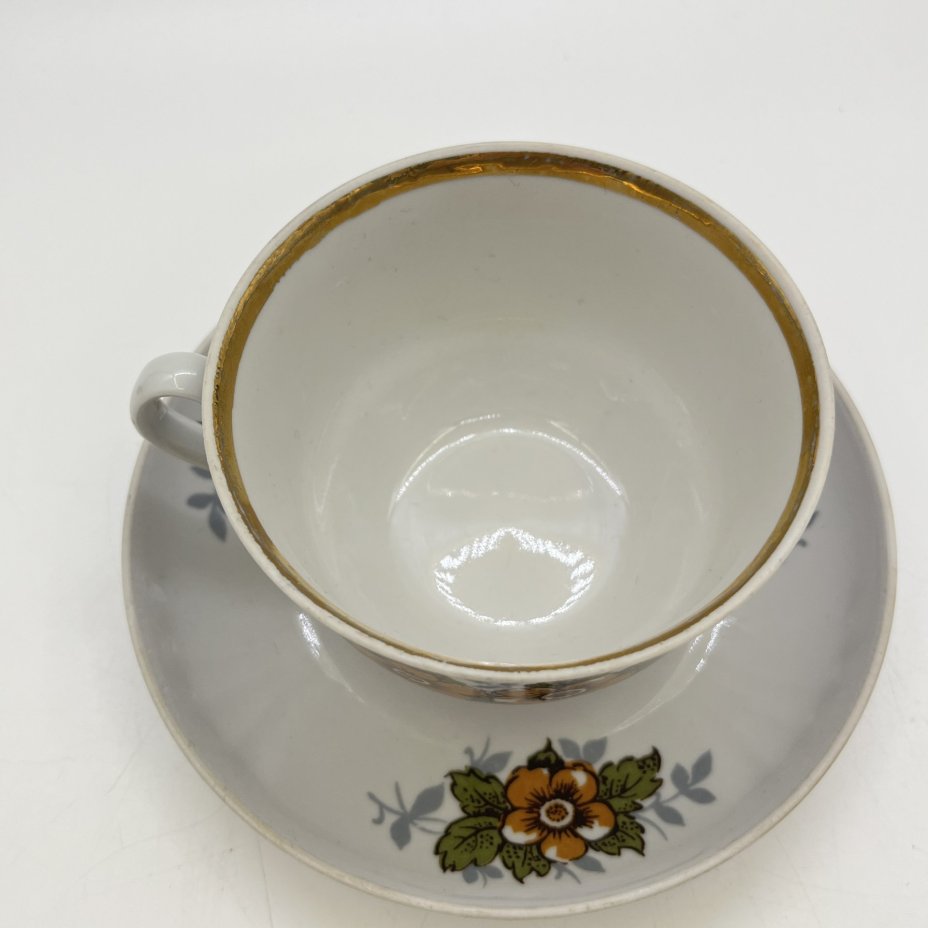Чайная пара с цветочным декором, фарфор, деколь, золочение, Рижский фарфорово-фаянсовый завод, СССР, 1970-1980 гг.