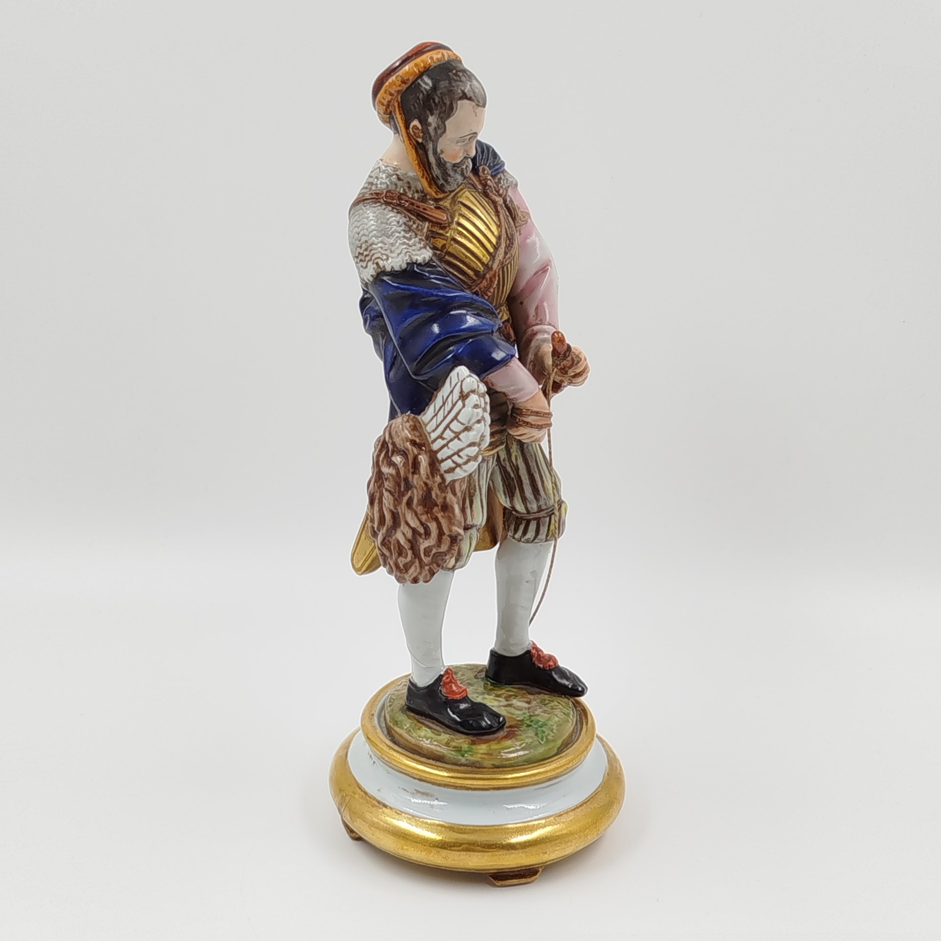Статуэтка "Лучник натягивающий тетиву", Capodimonte (Каподимонте)