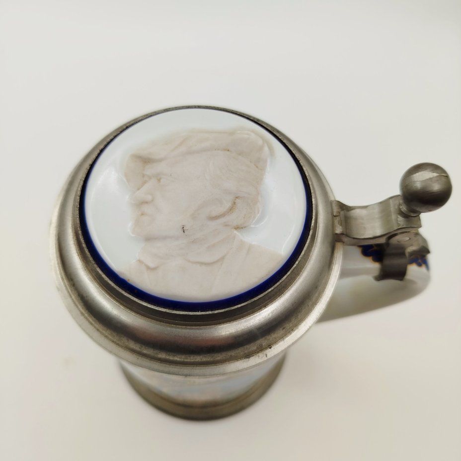 Кружка пивная, украшенная изображением сцен из оперы "Лоэнгрин" Рихарда Вагнера, фарфор, металл, деколь, Villeroy & Boch, Германия, 1970-1990 гг.