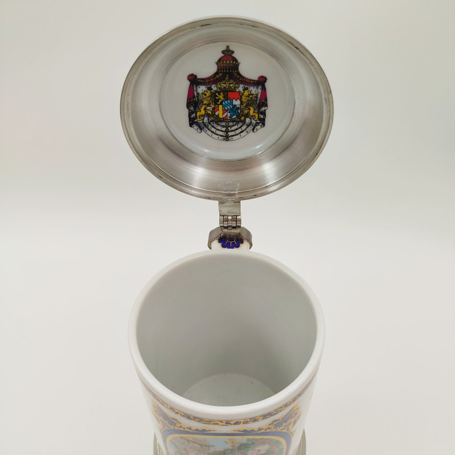 Кружка пивная, украшенная изображением сцен из оперы "Лоэнгрин" Рихарда Вагнера, фарфор, металл, деколь, Villeroy & Boch, Германия, 1970-1990 гг.