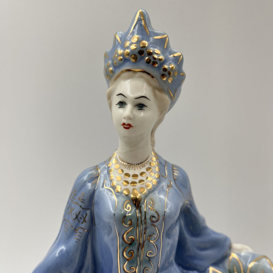 Статуэтка "Хозяйка медной горы", скульптор Л. Н. Шушканова