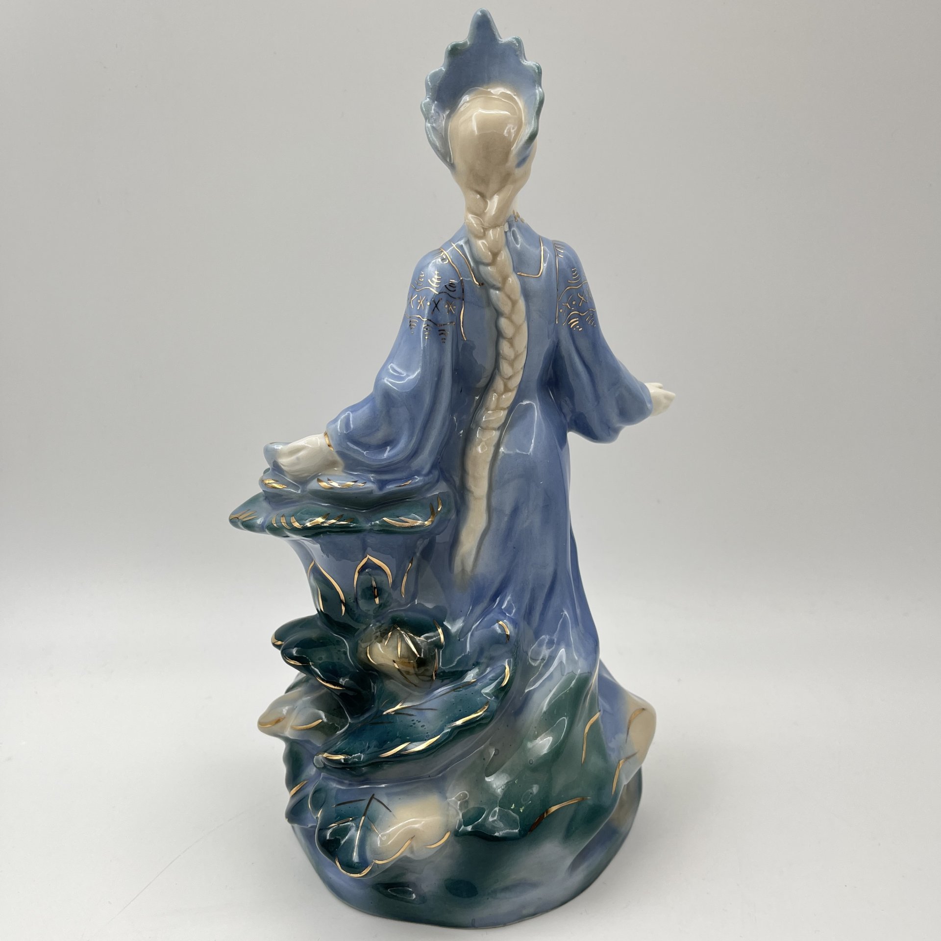 Статуэтка "Хозяйка медной горы", скульптор Л. Н. Шушканова