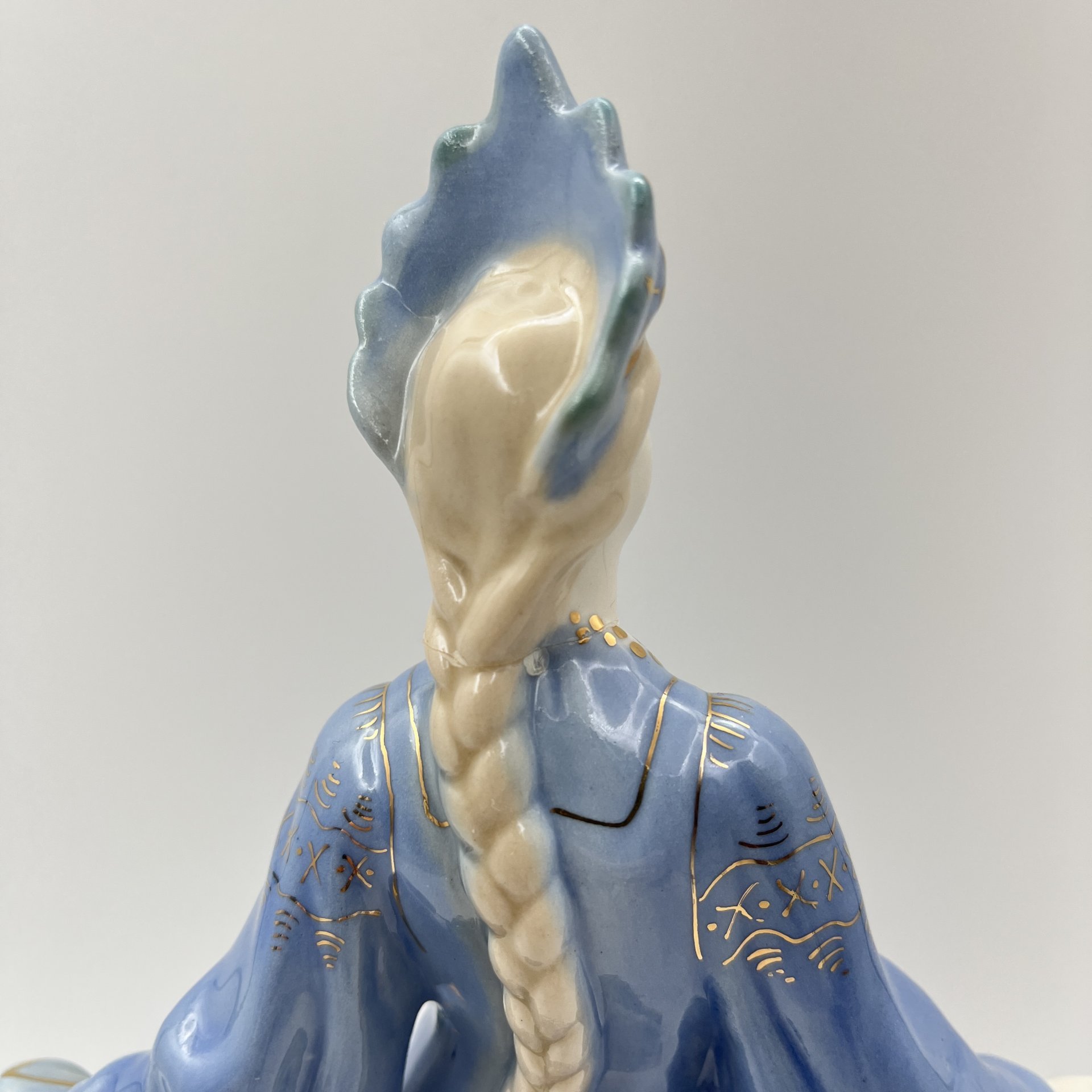 Статуэтка "Хозяйка медной горы", скульптор Л. Н. Шушканова