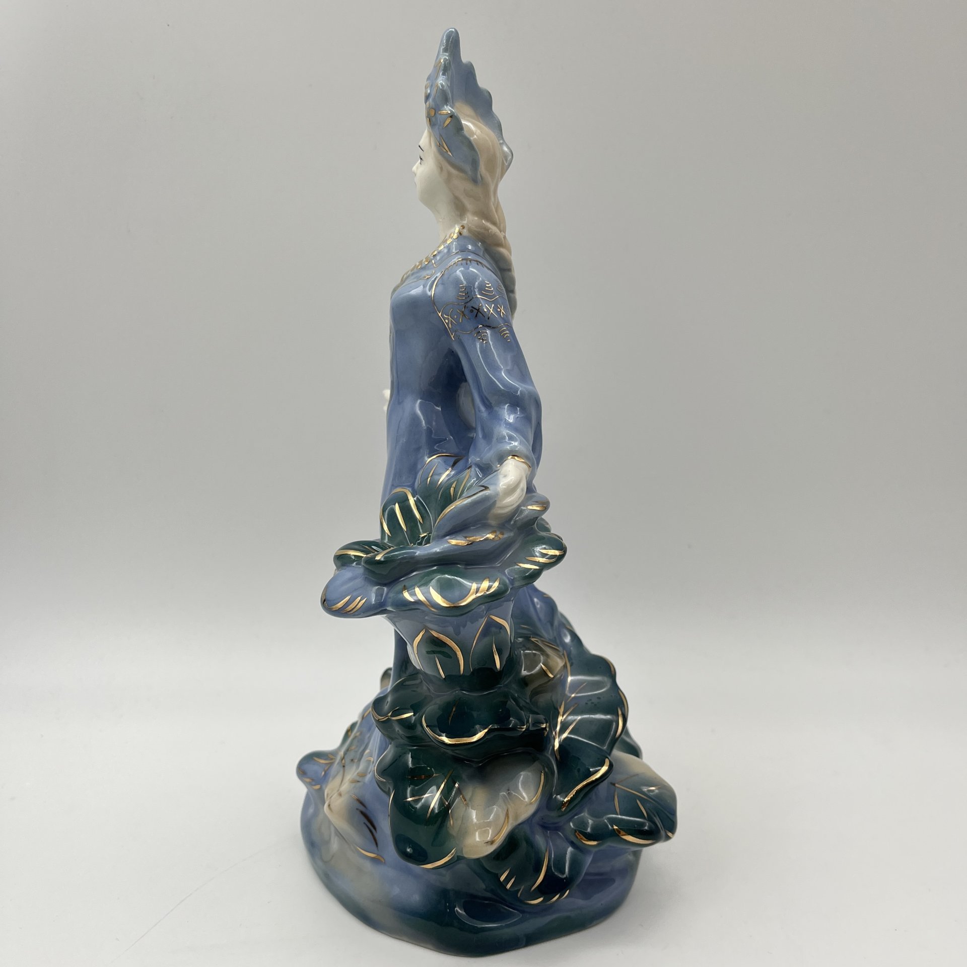 Статуэтка "Хозяйка медной горы", скульптор Л. Н. Шушканова