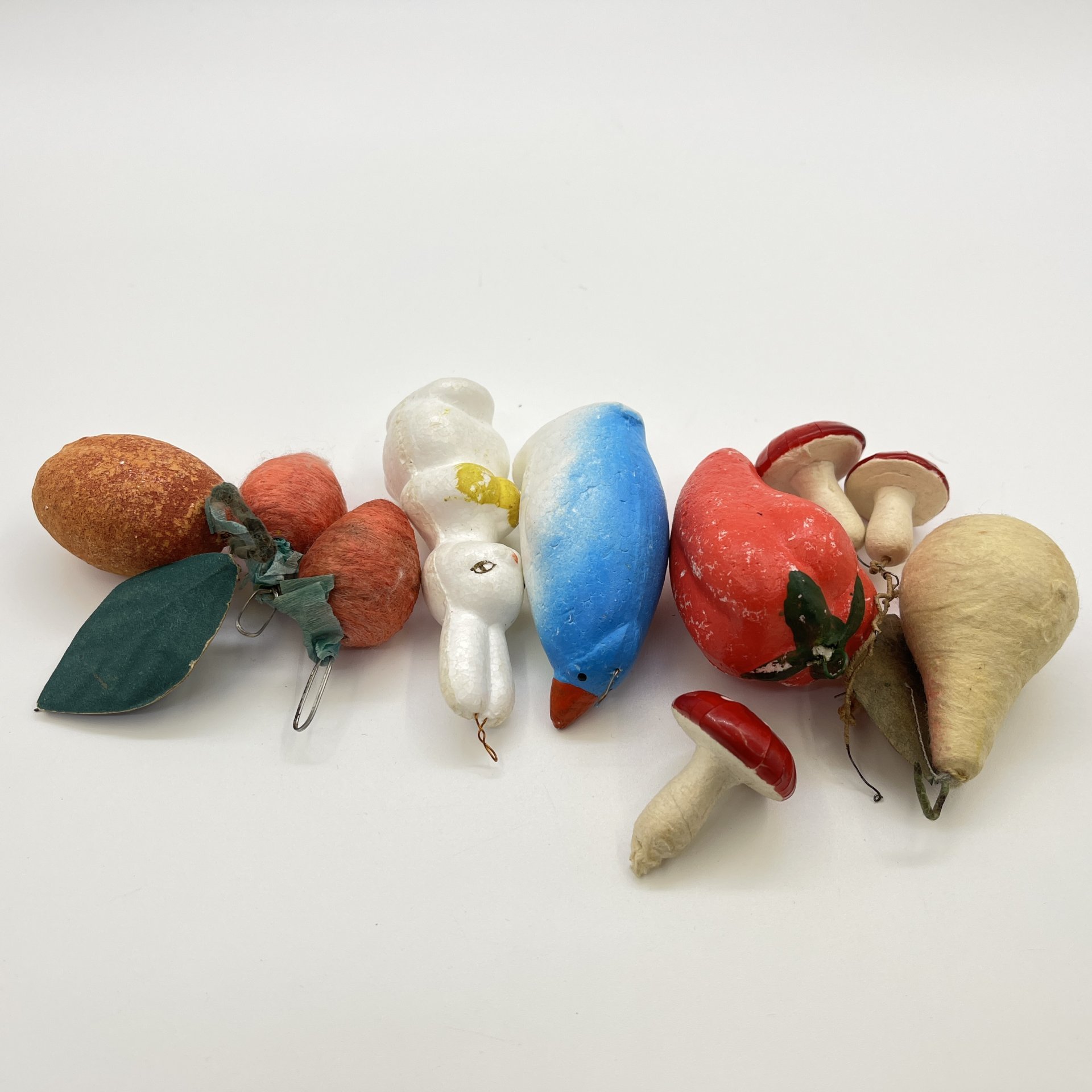 Набор ёлочных игрушек разных форм, вата, пенопласт, роспись, СССР, 1960-1990 гг.