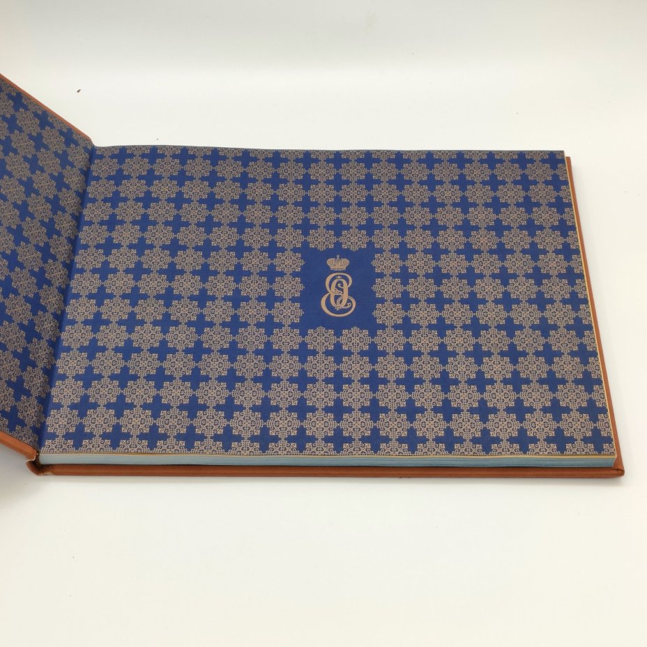 Фотоальбом "Святая Преподобномученица Великая Княгиня Елисавета Феодоровна", худ. оформление О.С. Гордиенко, Новоспасский монастырь