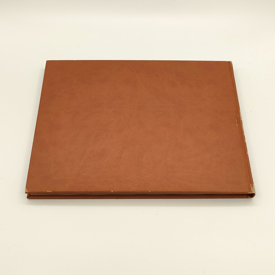 Фотоальбом "Святая Преподобномученица Великая Княгиня Елисавета Феодоровна", худ. оформление О.С. Гордиенко, Новоспасский монастырь