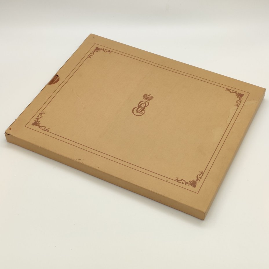 Фотоальбом "Святая Преподобномученица Великая Княгиня Елисавета Феодоровна", худ. оформление О.С. Гордиенко, Новоспасский монастырь