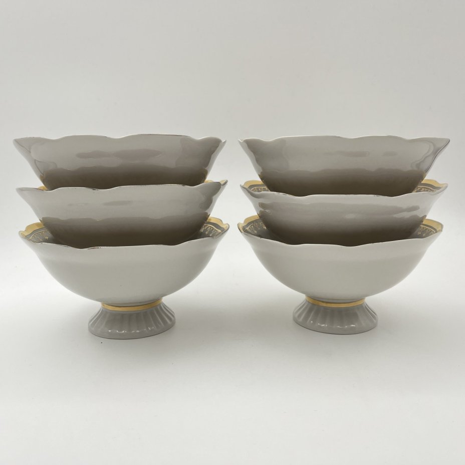 Набор из 6-ти пиал (мисок) с растительным декором, фарфор, роспись, золочение, Коростенский фарфоровый завод (КФЗ), СССР, 1970-1990 гг.