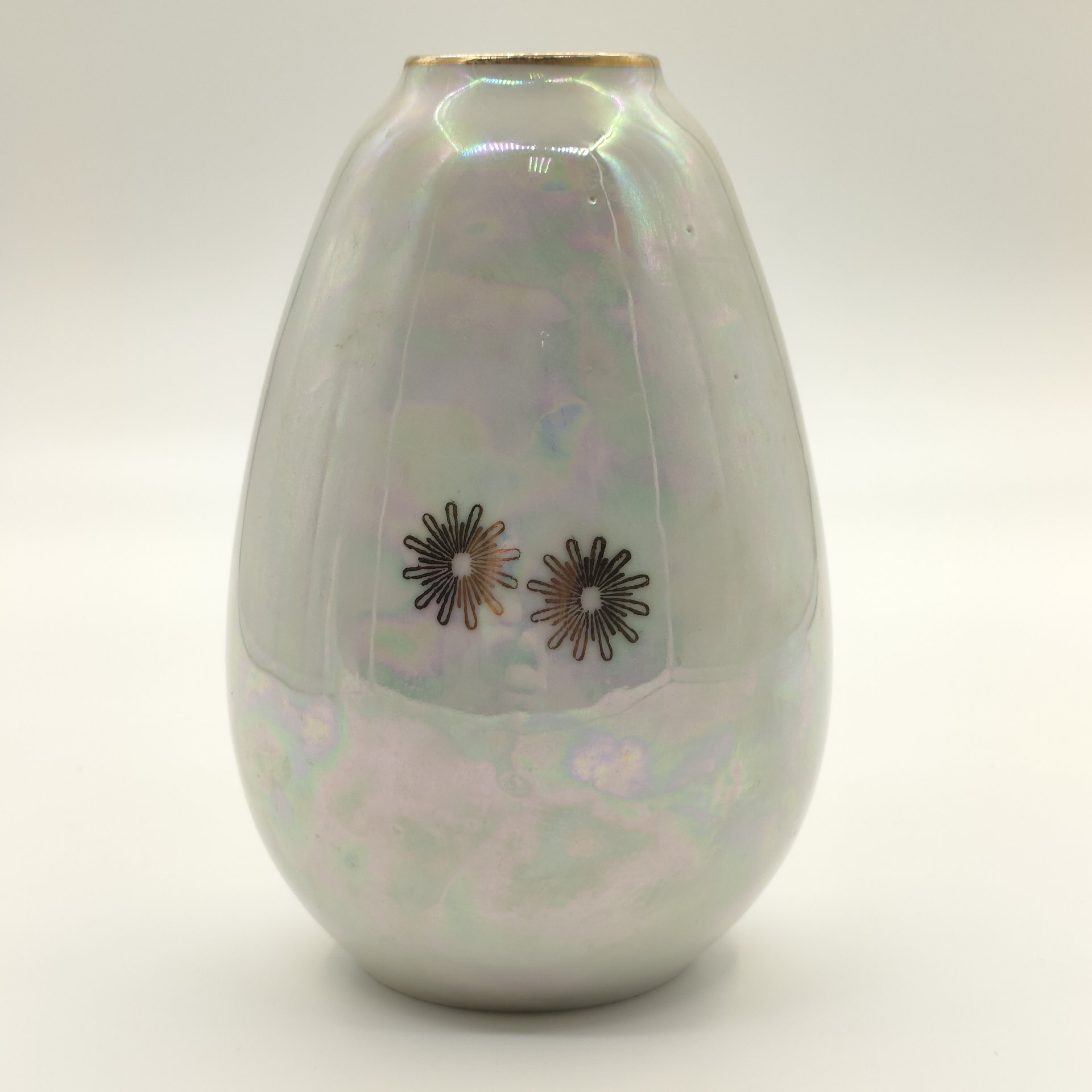 Ваза "Мадонна", фарфор, люстр, деколь, золочение, Aelteste Volkstedt, Германия, 1945-1980 гг.