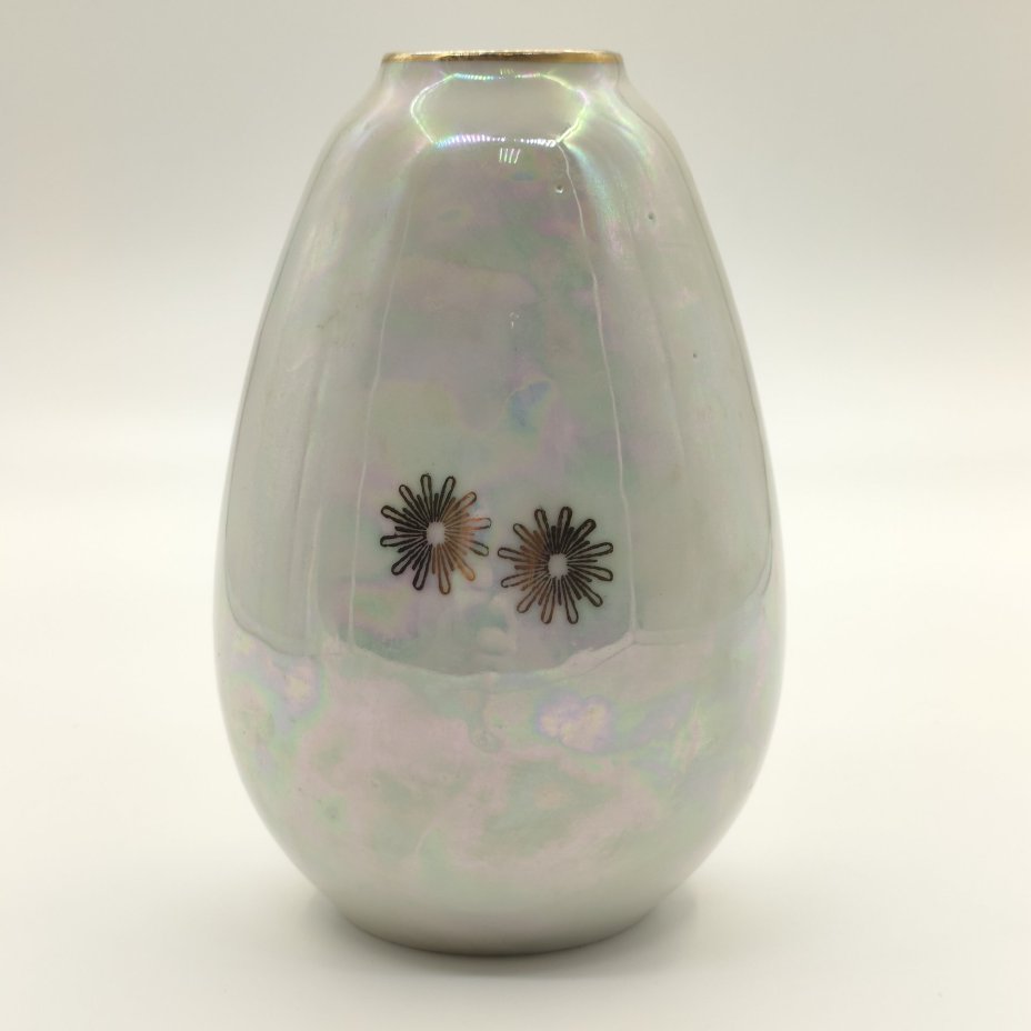 Ваза "Мадонна", фарфор, люстр, деколь, золочение, Aelteste Volkstedt, Германия, 1945-1980 гг.