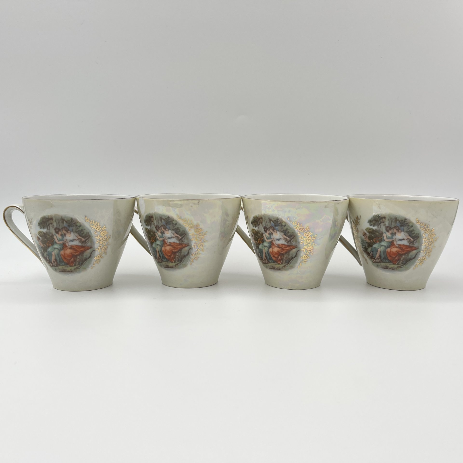 Набор из четырех чайных пар "Мадонна", фарфор, деколь, люстр, золочение, Kahla, ГДР, 1960-1990 гг.