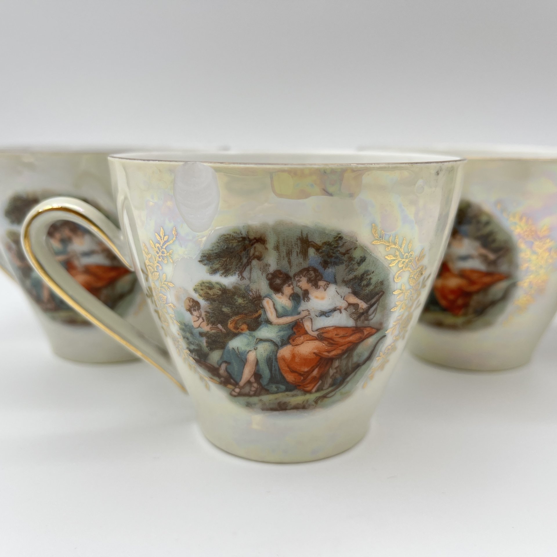 Набор из четырех чайных пар "Мадонна", фарфор, деколь, люстр, золочение, Kahla, ГДР, 1960-1990 гг.