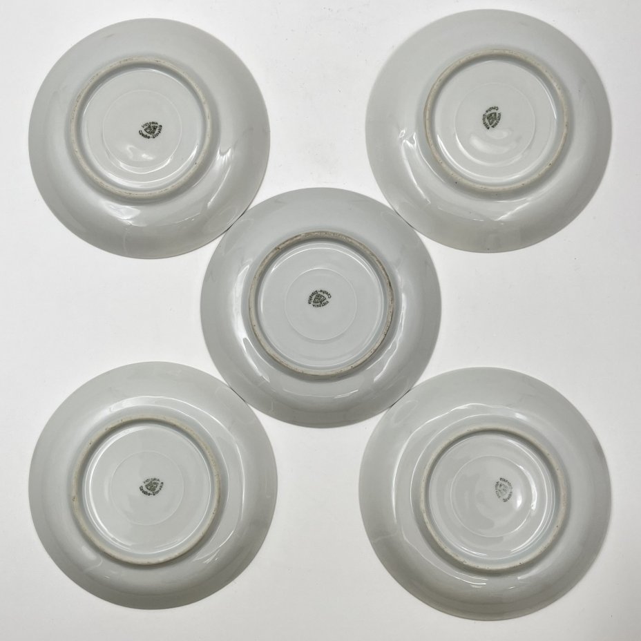 Набор чайно-кофейных пар с изображением девушек в саду на 5 персон, фарфор, деколь, Victoria, Чехословакия, 1918-1939 гг.