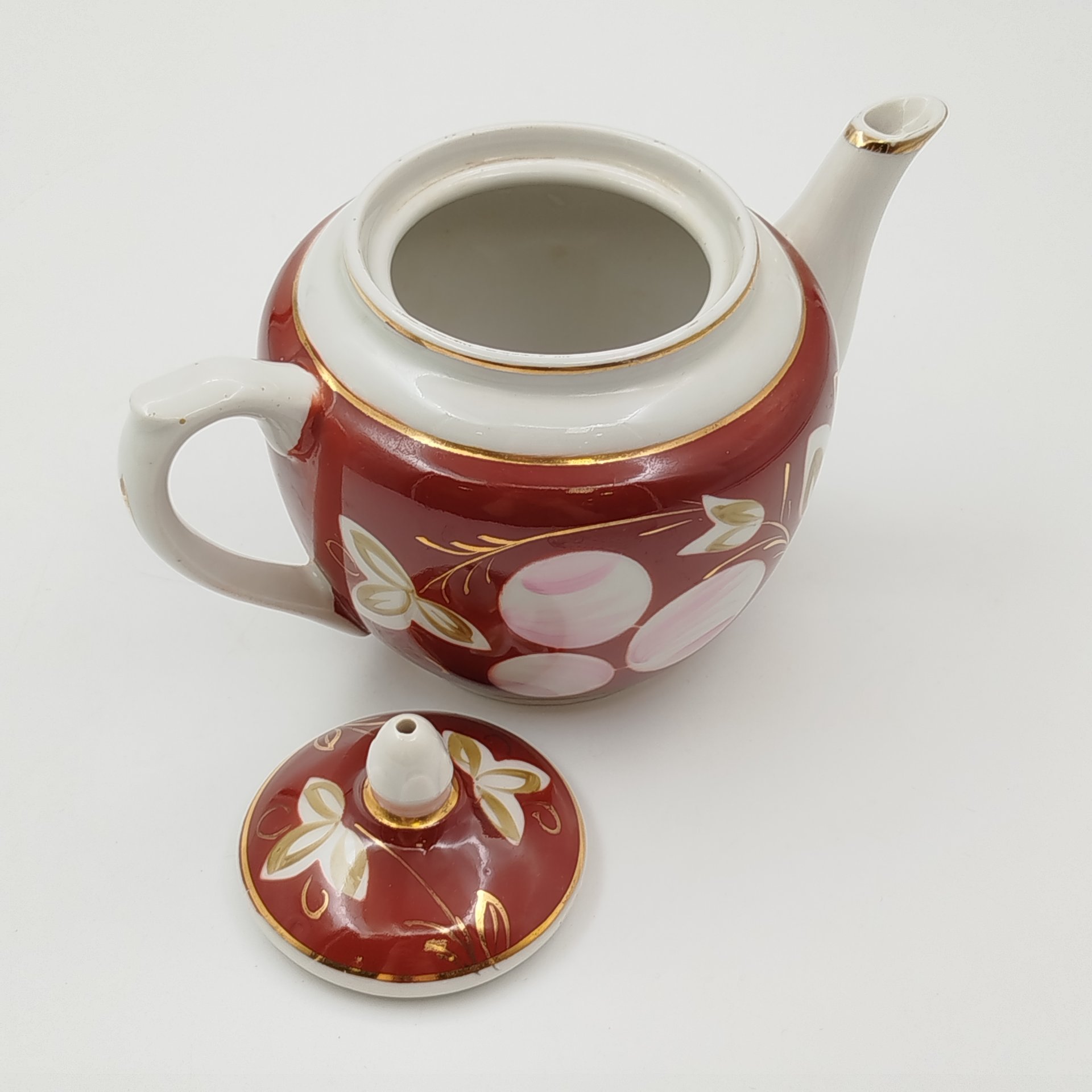 Чайник заварочный из сервиза "Слива", автор А.А.Чекулина