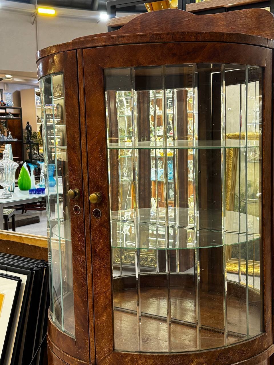 Витрина (горка) циркульная