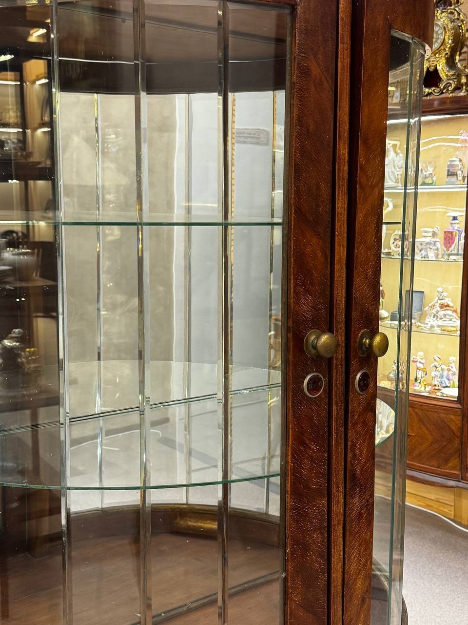 Витрина (горка) циркульная