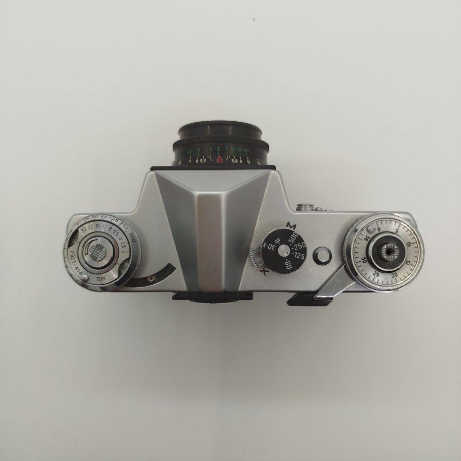 Фотоаппарат пленочный "Зенит-Е" с объективом "Индустар-50-2" в оригинальном кофре, металл, кожа, пластик, стекло, Красногорский механический завод (КМЗ), СССР, 1965-1981 гг.