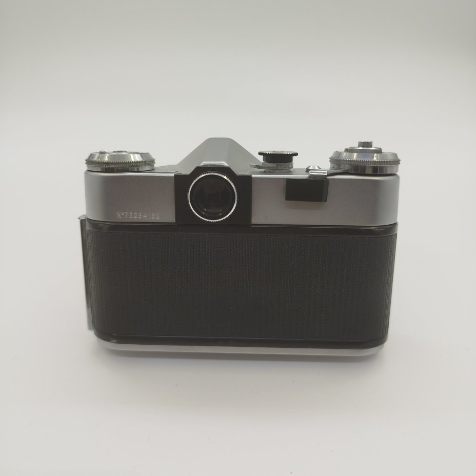 Фотоаппарат пленочный "Зенит-Е" с объективом "Индустар-50-2" в оригинальном кофре, металл, кожа, пластик, стекло, Красногорский механический завод (КМЗ), СССР, 1965-1981 гг.