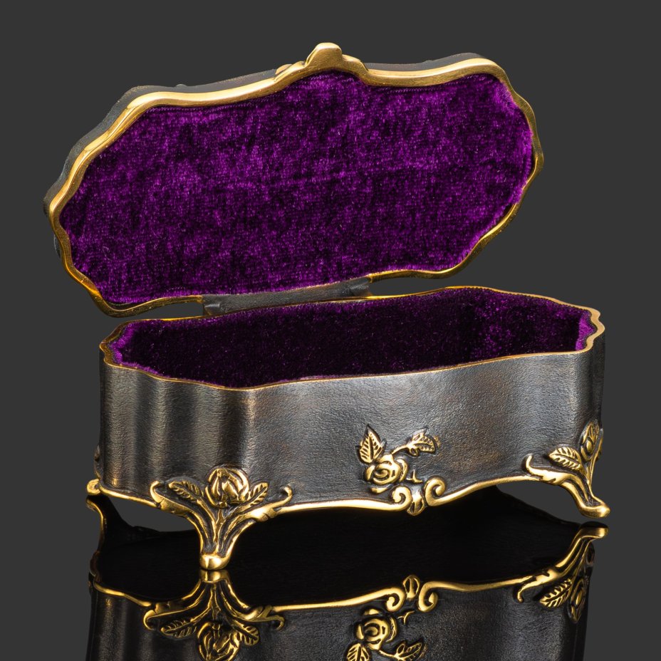 Шкатулка "Гирлянда цветов"