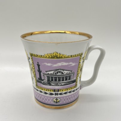 Чашка из чайной пары "Стрелка Васильевского острова" (форма "Ленинградская"), фарфор, деколь, золочение, Ленинградский фарфоровый завод (ЛФЗ), СССР, 1970-1986 гг.