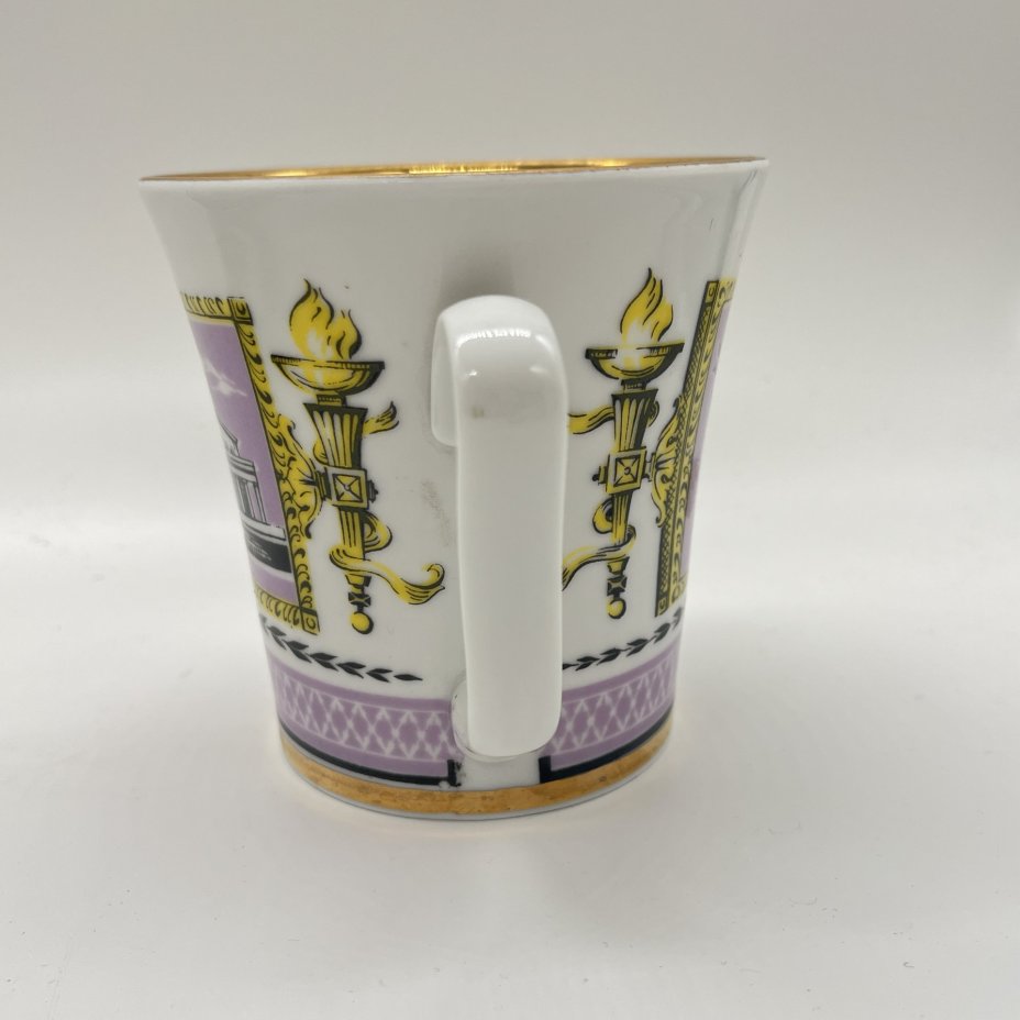 Чашка из чайной пары "Стрелка Васильевского острова" (форма "Ленинградская"), фарфор, деколь, золочение, Ленинградский фарфоровый завод (ЛФЗ), СССР, 1970-1986 гг.