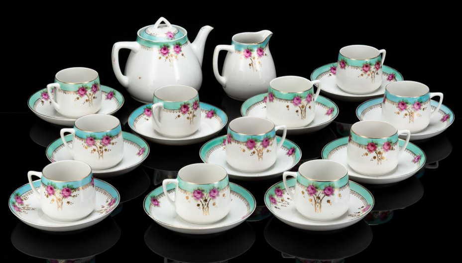 Сервиз чайный "Розы" на 11 персон (24 предмета), фарфор, роспись, деколь, золочение, Дмитровский фарфоровый завод (ДФЗ Вербилки), СССР, 1925-1940 гг.