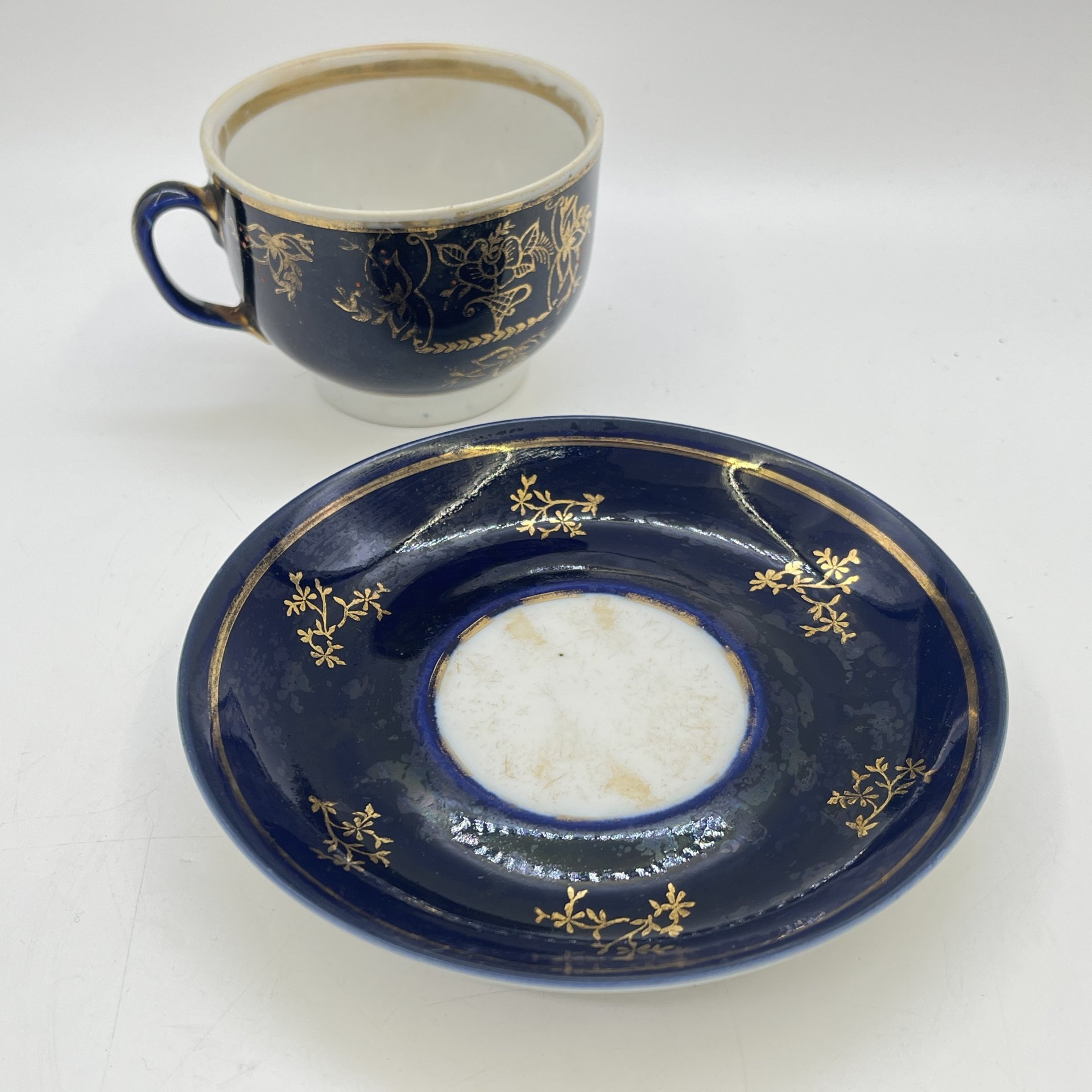 Чайная пара с растительным декором