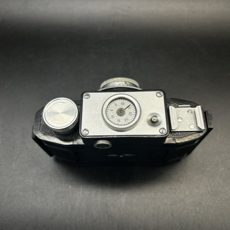 Фотоаппарат "Смена-2" в оригинальном кофре (не работает), Государственный оптико-механический завод имени ОГПУ (ГОМЗ)
