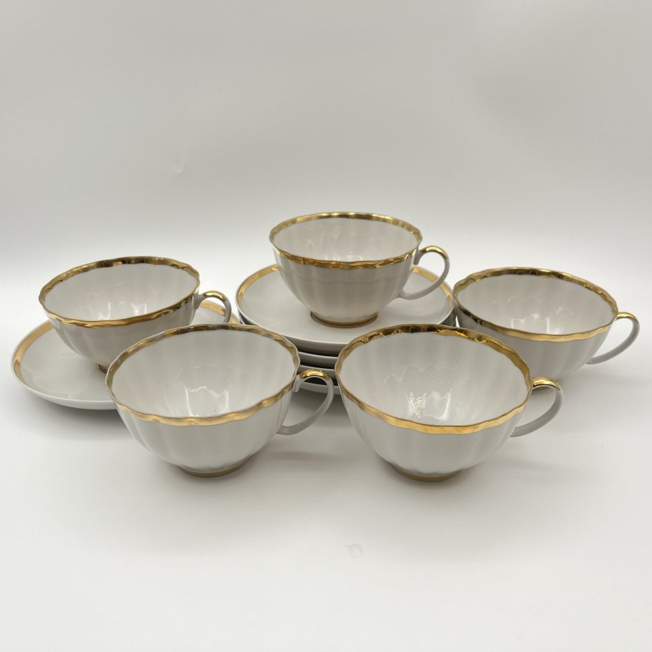 Набор чайных пар с лаконичным декором на 5 персон, фарфор, золочение, Дулевский фарфоровый завод (Дулёво), СССР, 1988-1989 гг.