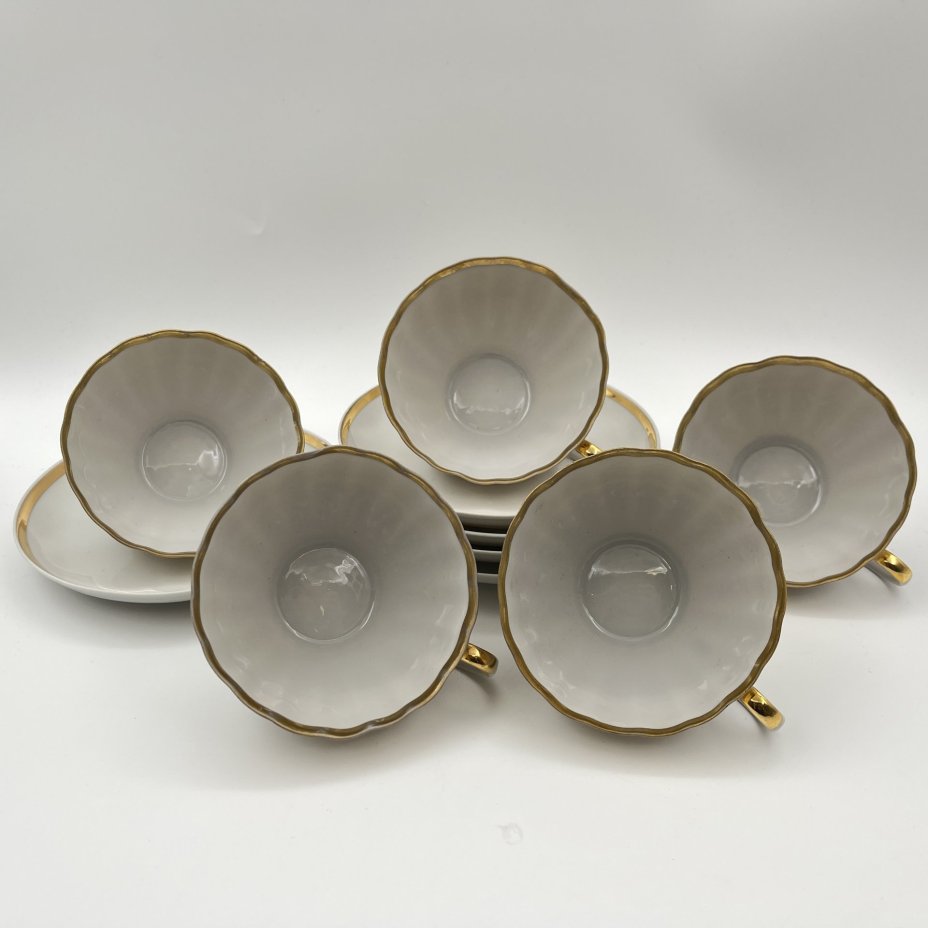 Набор чайных пар с лаконичным декором на 5 персон, фарфор, золочение, Дулевский фарфоровый завод (Дулёво), СССР, 1988-1989 гг.