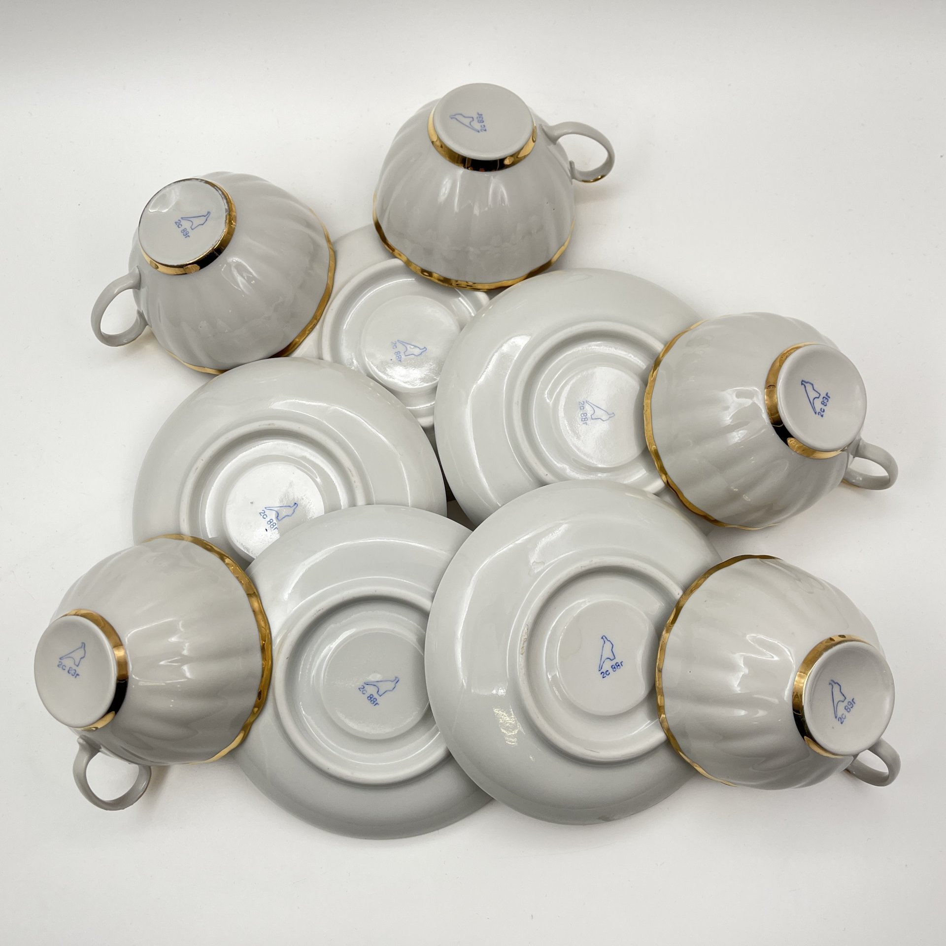 Набор чайных пар с лаконичным декором на 5 персон, фарфор, золочение, Дулевский фарфоровый завод (Дулёво), СССР, 1988-1989 гг.