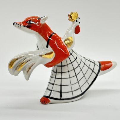 Статуэтка "Лиса с петухом", фарфор, роспись, золочение, Дмитровский фарфоровый завод (ДФЗ Вербилки), Россия, 1991-2012 гг.