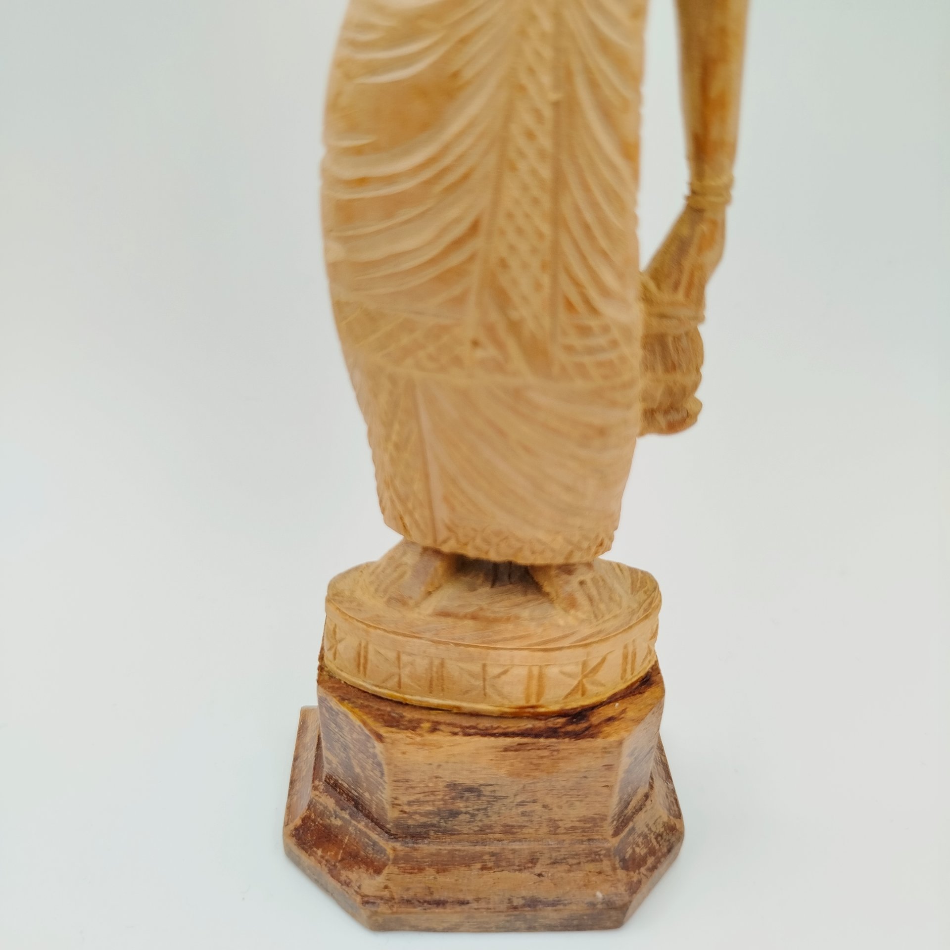 Статуэтка "Индианка", дерево, резьба, Индия, 1970-1990 гг.