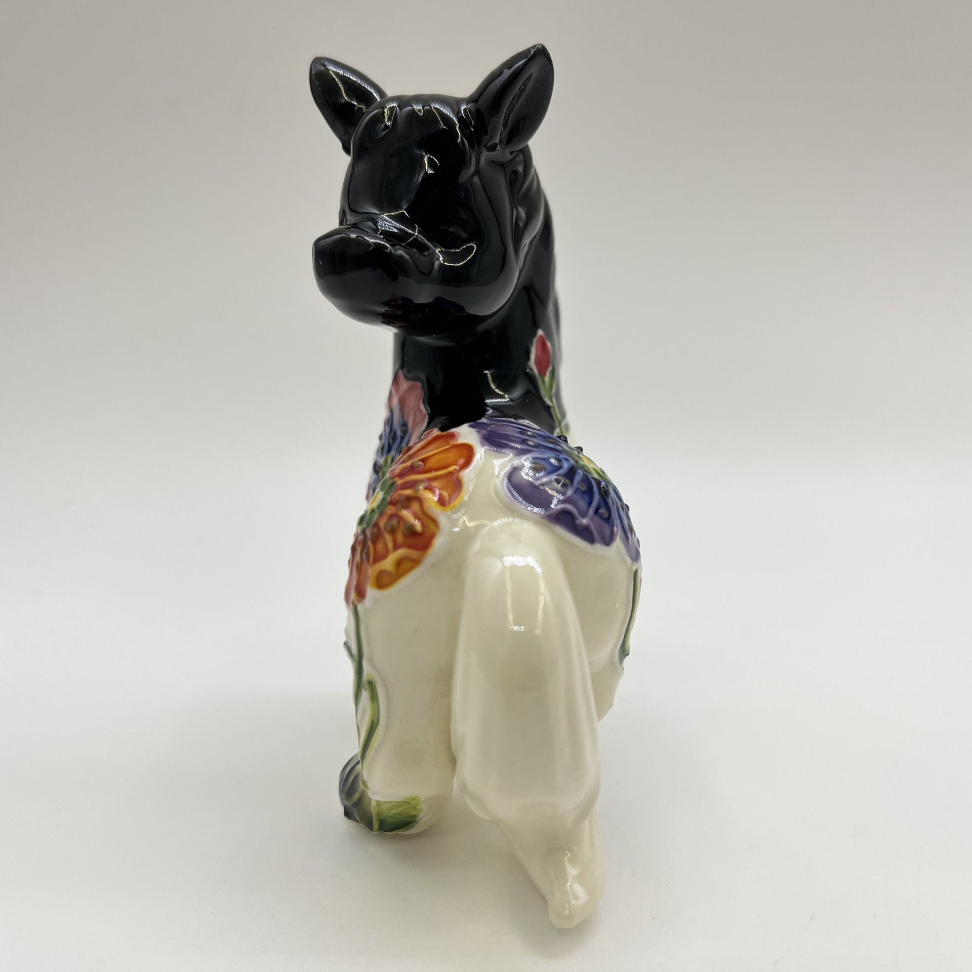 Статуэтка "Лошадка Маковка", фарфор, Pavone, Италия, 2025 г.