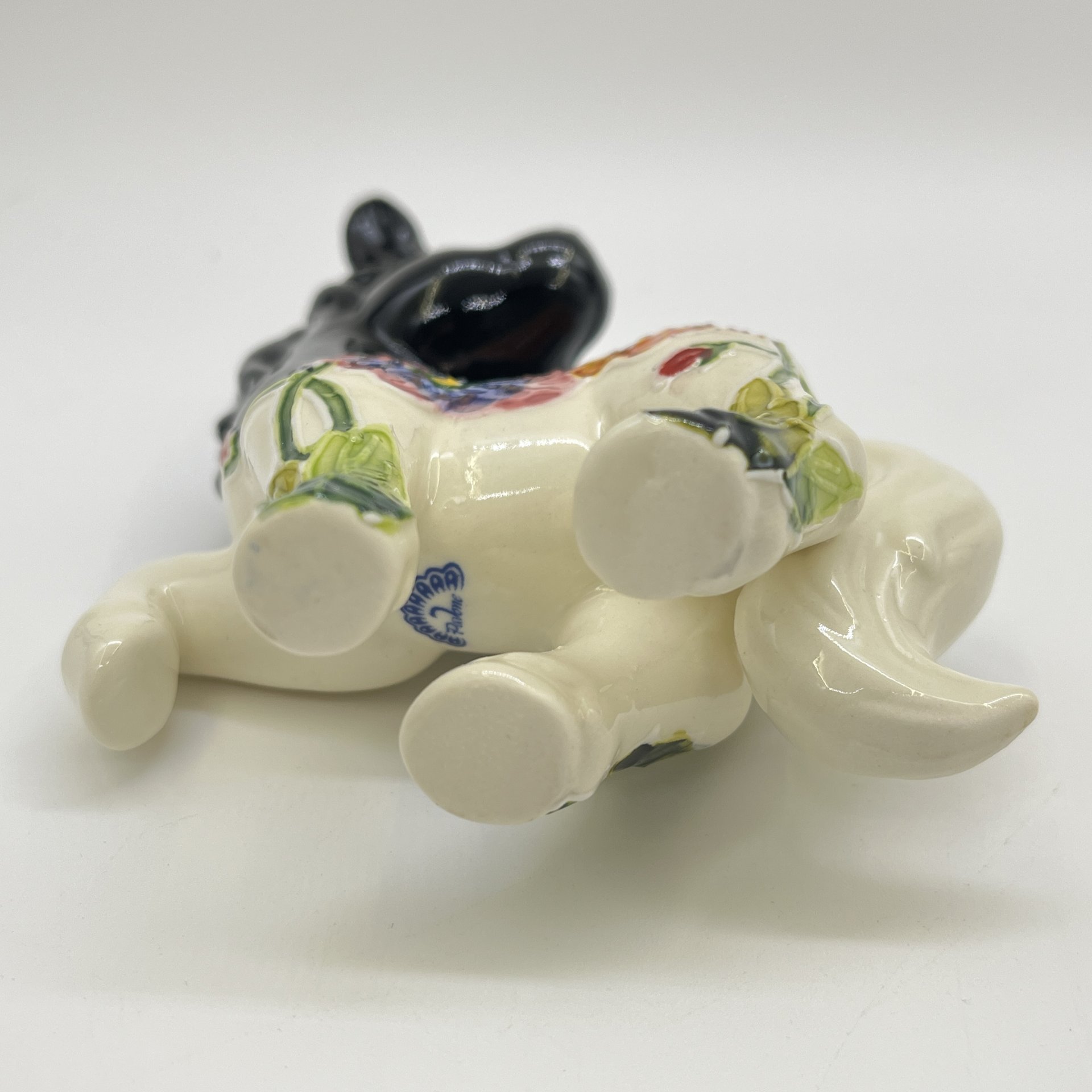 Статуэтка "Лошадка Маковка", фарфор, Pavone, Италия, 2025 г.