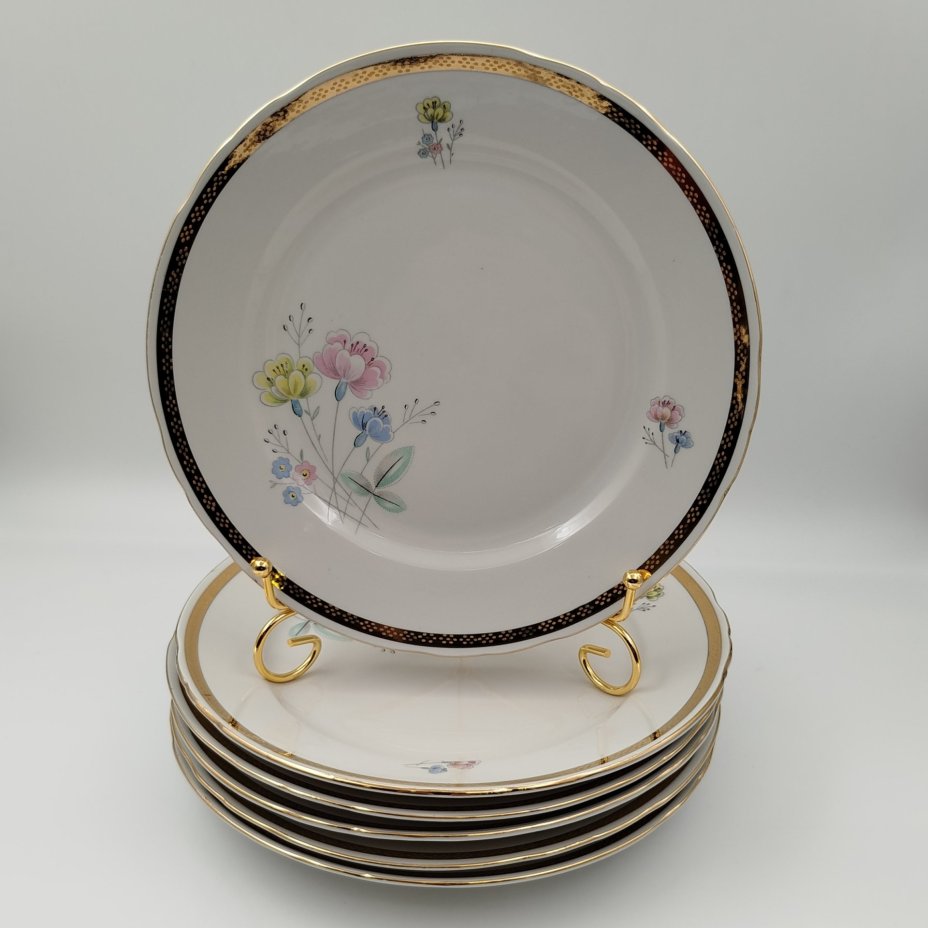 Набор обеденных тарелок с цветочным декором и золотистым кантом на 6 персон, фарфор, деколь, золочение, Porzellanfabrik Kalk (KPE), ГДР, 1950-1990 гг.