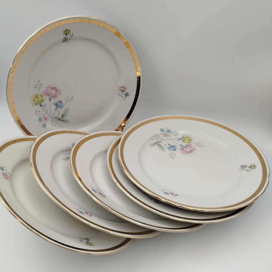 Набор обеденных тарелок с цветочным декором и золотистым кантом на 6 персон, фарфор, деколь, золочение, Porzellanfabrik Kalk (KPE), ГДР, 1950-1990 гг.